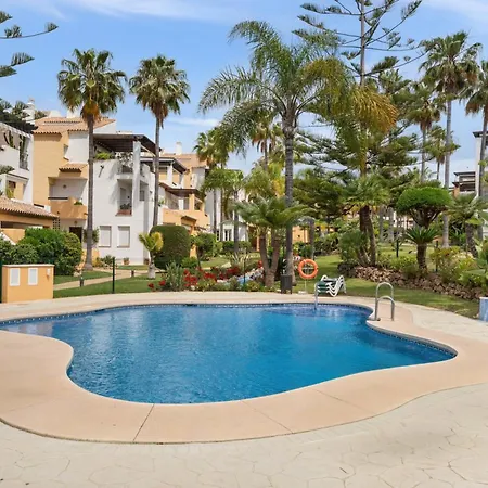 Holiday home Elegant 5-bedroom Apartment- 1 Min Walk To The In Bahia De *