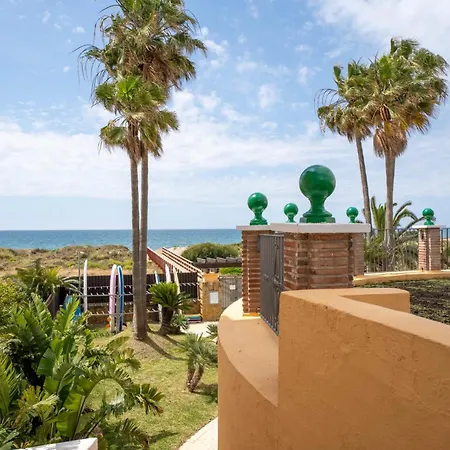 Holiday home Elegant 5-bedroom Apartment- 1 Min Walk To The In Bahia De